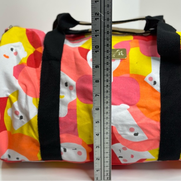 Benefit "Faces” Large Weekend Duffle Tote Limited Edition Travel Bag - Picture 3 of 13